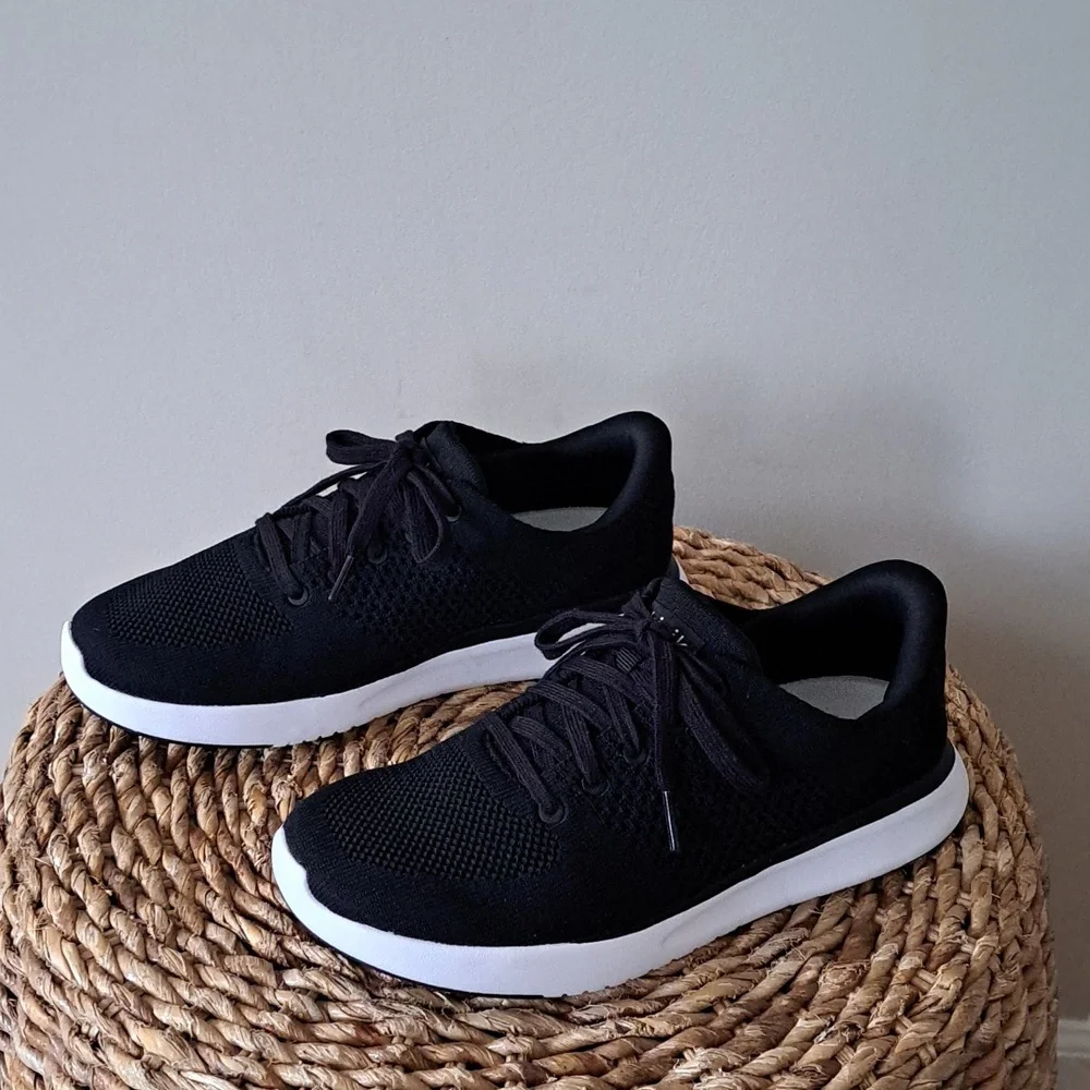 Kizik Womens Lima Hands Free‎ Slip On Black Mesh Knit Athleisure Sneakers 7.5W